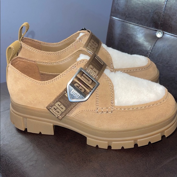 UGG Tan and White Loafers with Strap - Picture 1 of 8